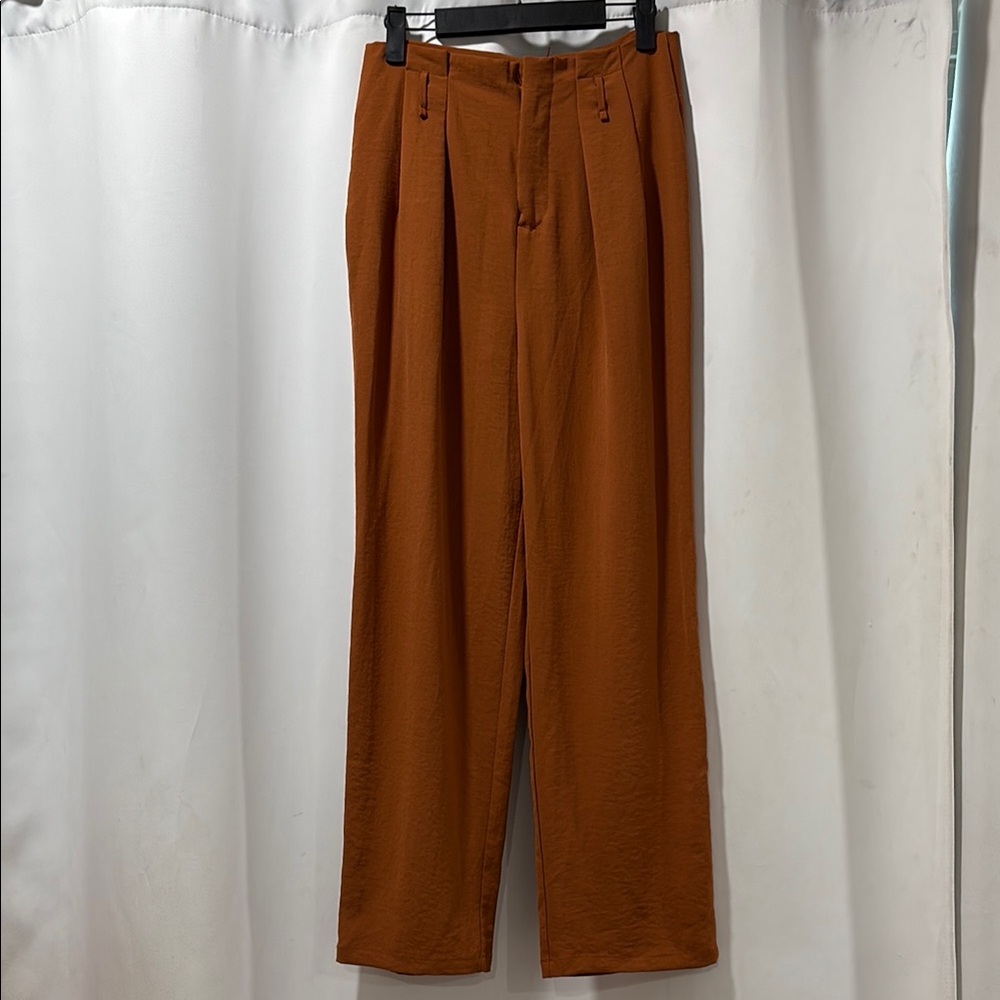 Forever 21 Brown Dress Pants with Pleats Medium